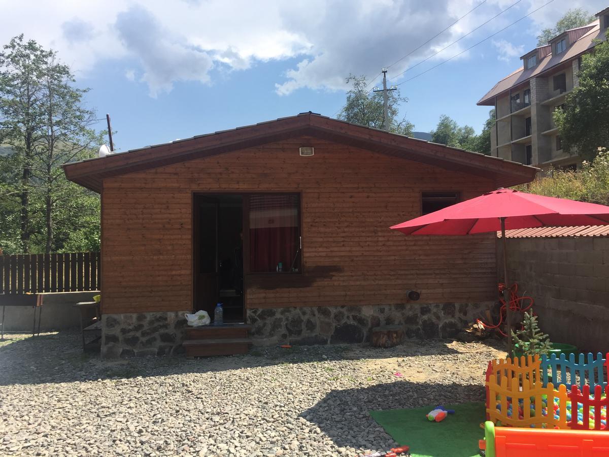 Konstantine'S Chalet Bakuriani Eksteriør billede